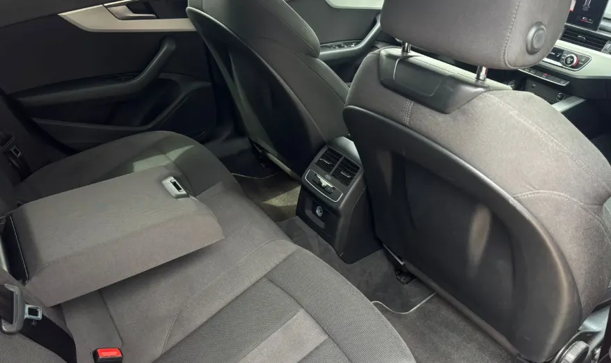 AUDI A4 A4 40 TFSI mHEV S Line S tronic