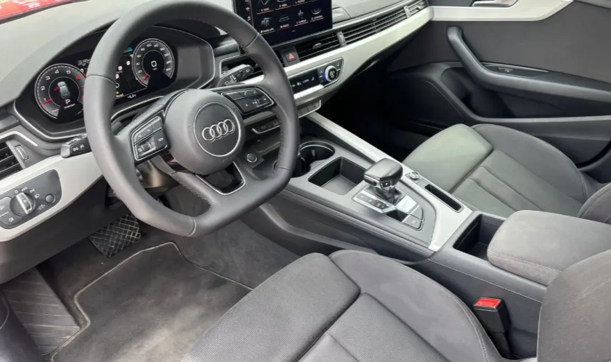AUDI A4 A4 40 TFSI mHEV S Line S tronic