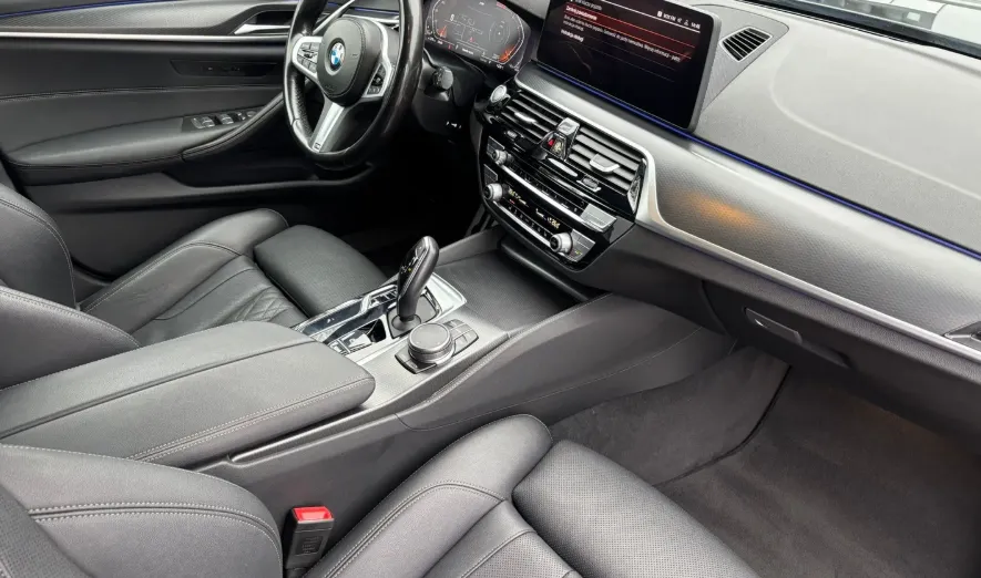 BMW Seria 5 520d xDrive mHEV M Sport sport-aut