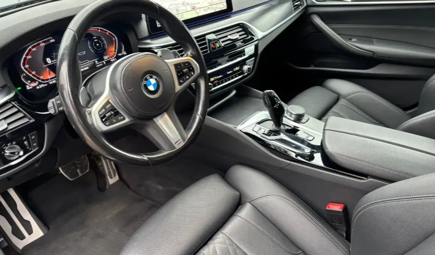 BMW Seria 5 520d xDrive mHEV M Sport sport-aut