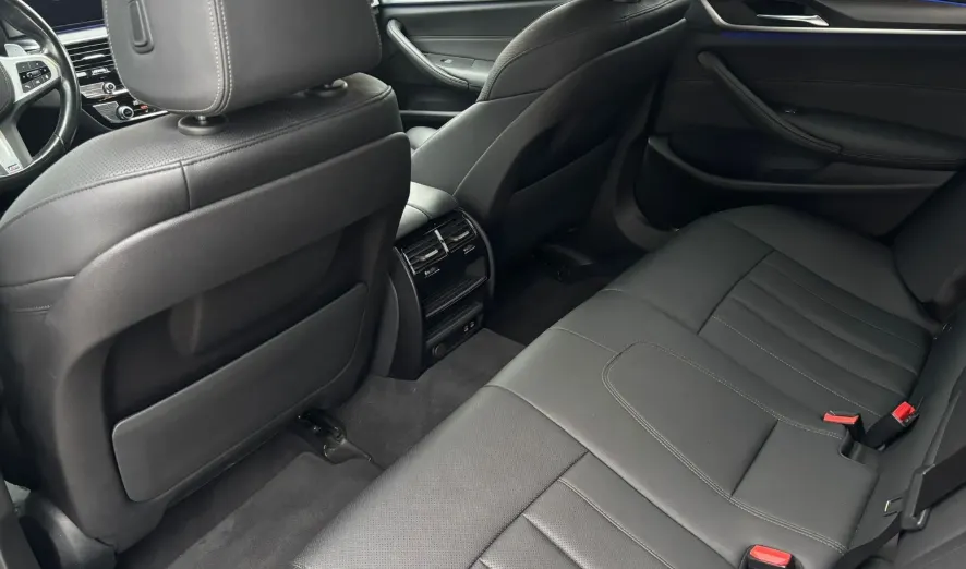 BMW Seria 5 520d xDrive mHEV M Sport sport-aut