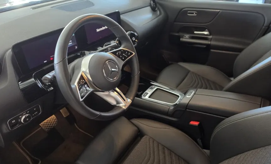 MERCEDES-BENZ GLA GLA 200 Style