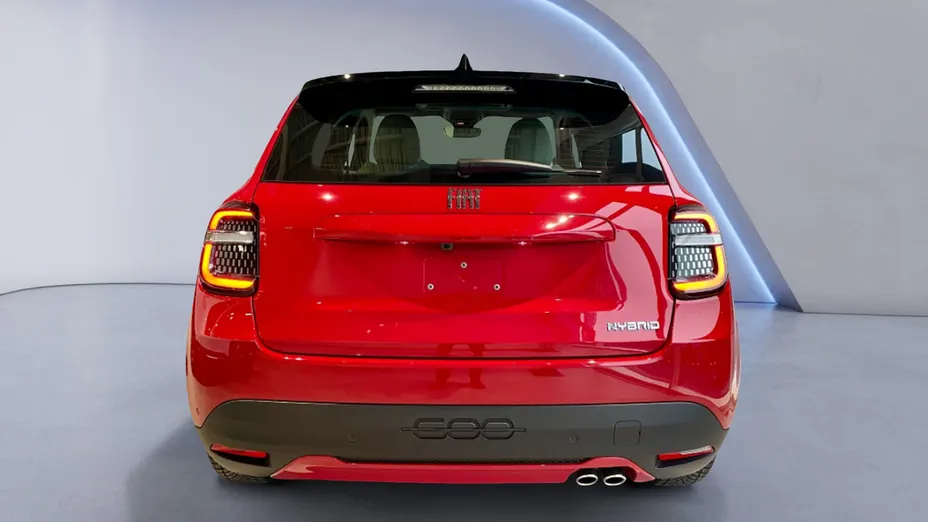 FIAT 600 600 1.2 Turbo Hybrid Icon eDCT Nowy