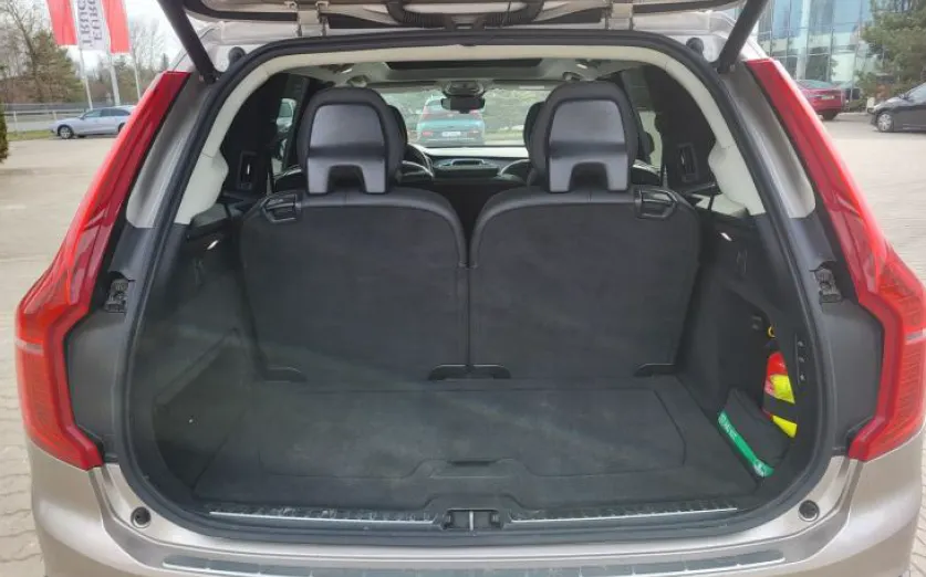 VOLVO XC90 XC90 T8 AWD Plug-In Hybrid Ultimate Dark 7os aut