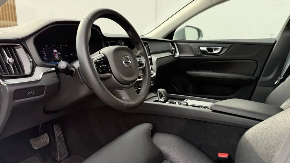 VOLVO V60 V60 CC Ultimate B4 D AWD aut