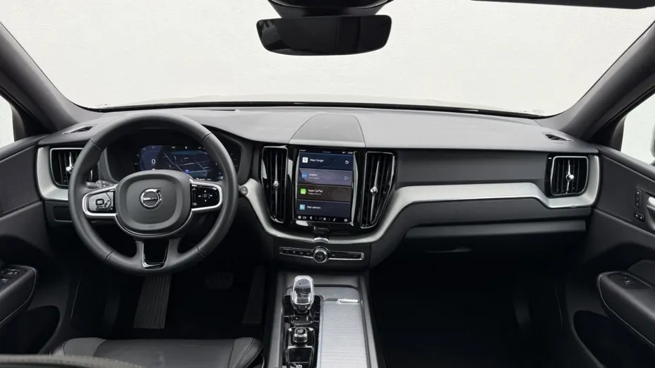 VOLVO XC60 XC60 B5 B AWD Plus Black Edition aut