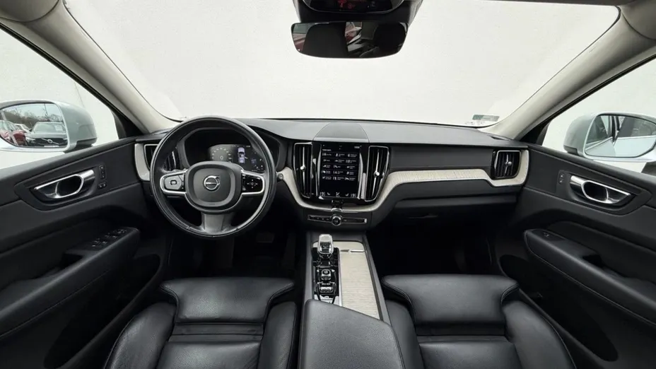 VOLVO XC60 XC60 B4 D AWD Inscription aut