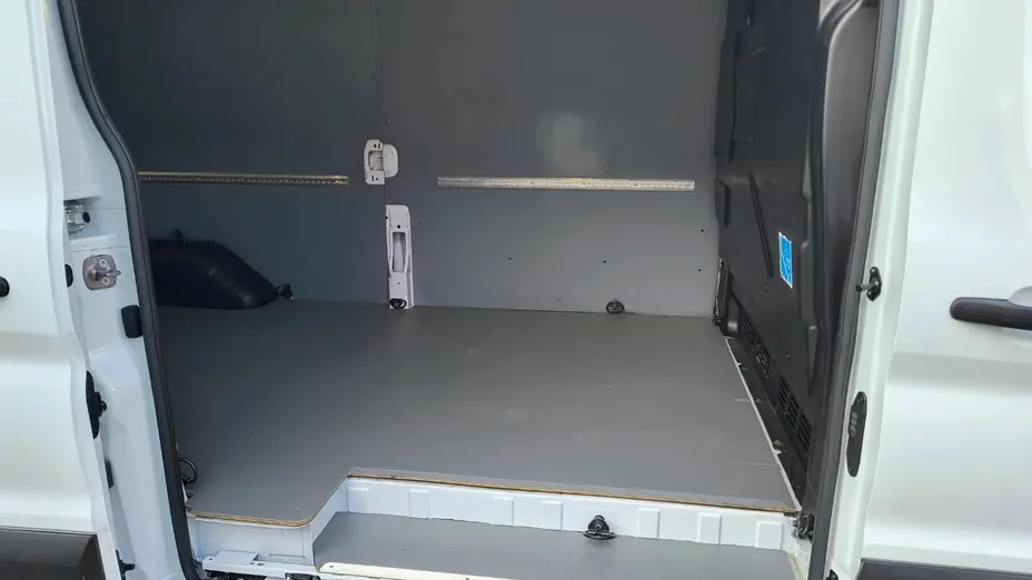 FORD Transit Transit 350 L4H3 RWD Trend