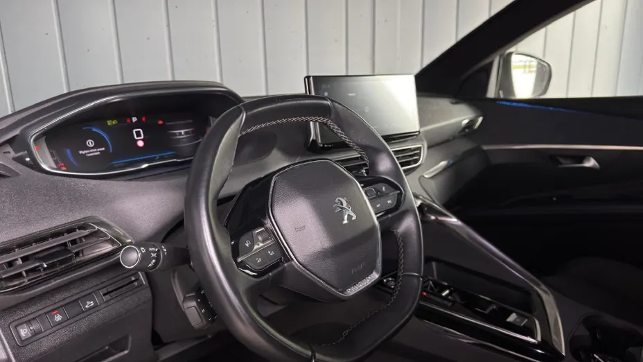 PEUGEOT 5008 5008 1.5 BlueHDi Allure S&S EAT8
