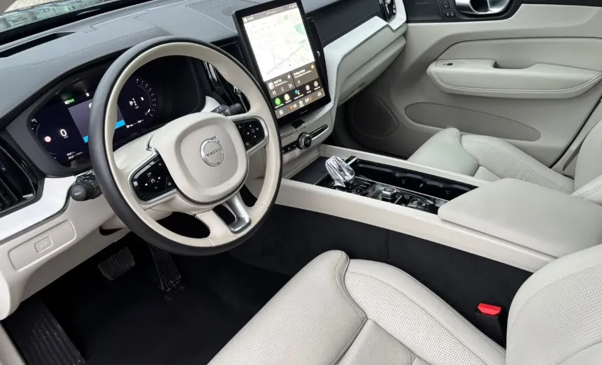 VOLVO XC60 XC60 B5 B AWD Ultra Dark aut