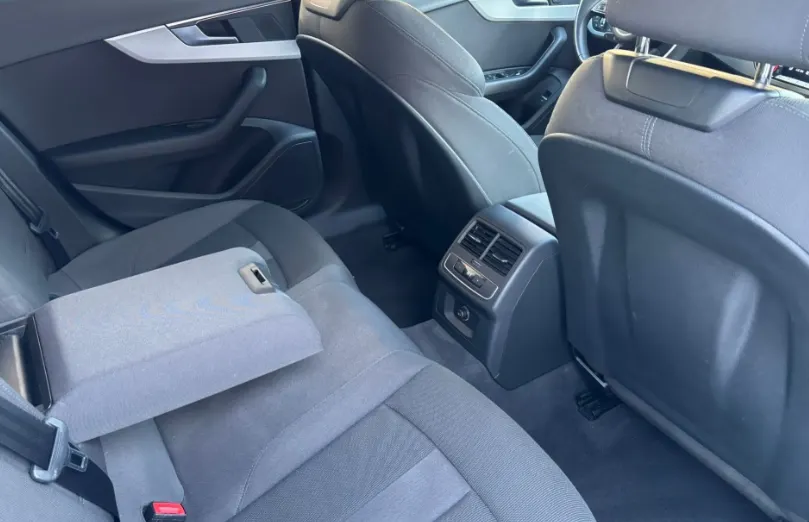 AUDI A4 A4 40 TFSI mHEV S Line S tronic