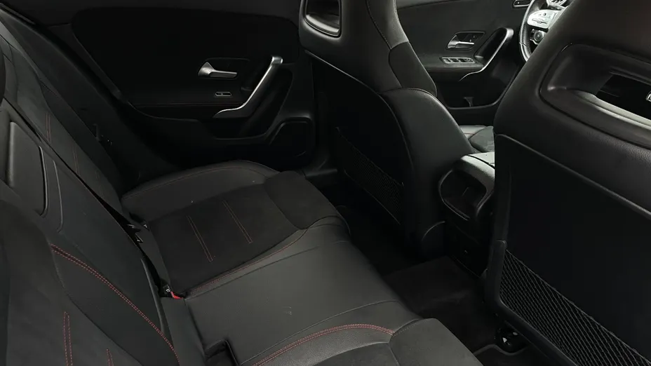 MERCEDES-BENZ A Klasa A 200 4-Matic AMG Line 8G-DCT