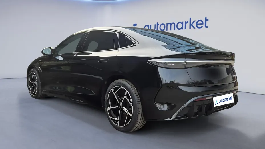 BYD Seal Seal 82.5kWh Design Nowy