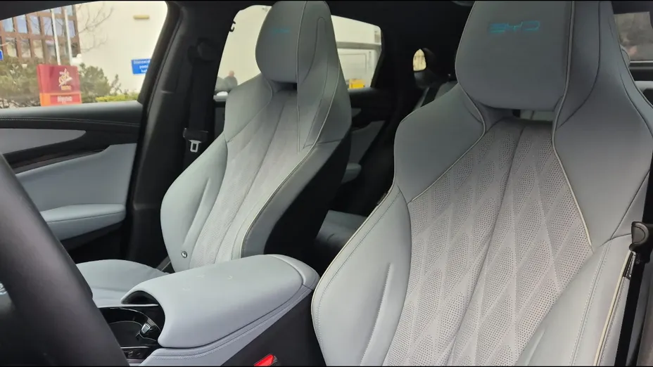 BYD Seal Seal 82.5kWh Design Nowy