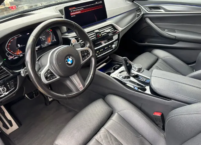 BMW Seria 5 520d xDrive mHEV M Sport sport-aut