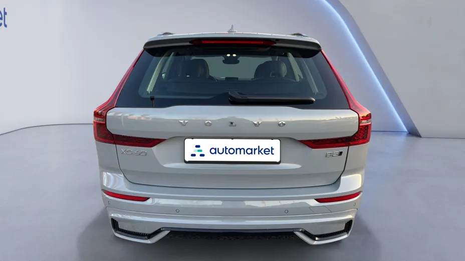 VOLVO XC60 XC60 B5 B AWD Ultra Dark aut