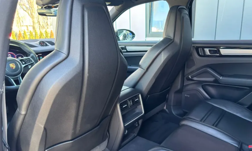 PORSCHE Cayenne Cayenne Platinum Edition