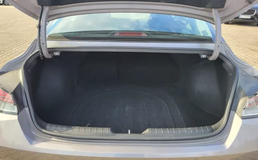 HYUNDAI Elantra Elantra 1.6 Executive