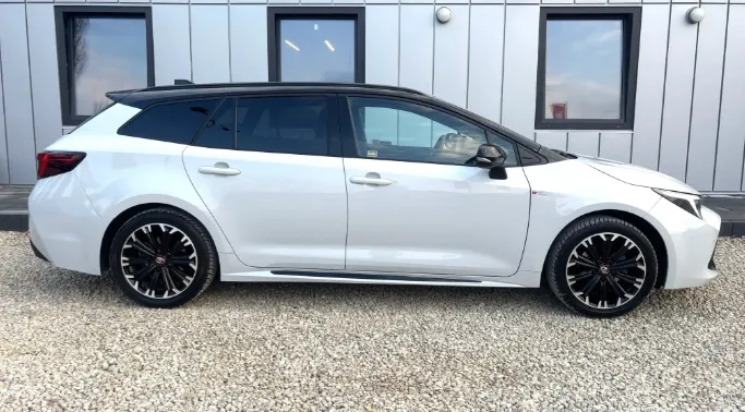 TOYOTA Corolla Corolla 1.8 Hybrid GR Sport