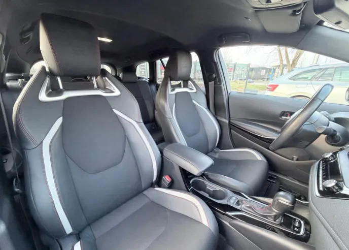 TOYOTA Corolla Corolla 1.8 Hybrid GR Sport