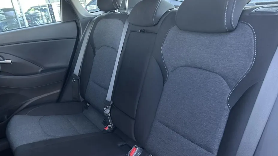 HYUNDAI i30 i30 1.0 T-GDI Smart