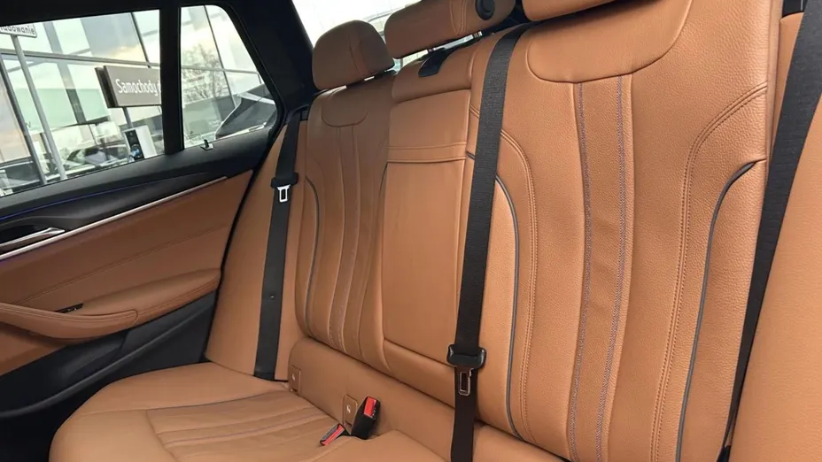 BMW Seria 5 520d xDrive mHEV M Sport sport-aut