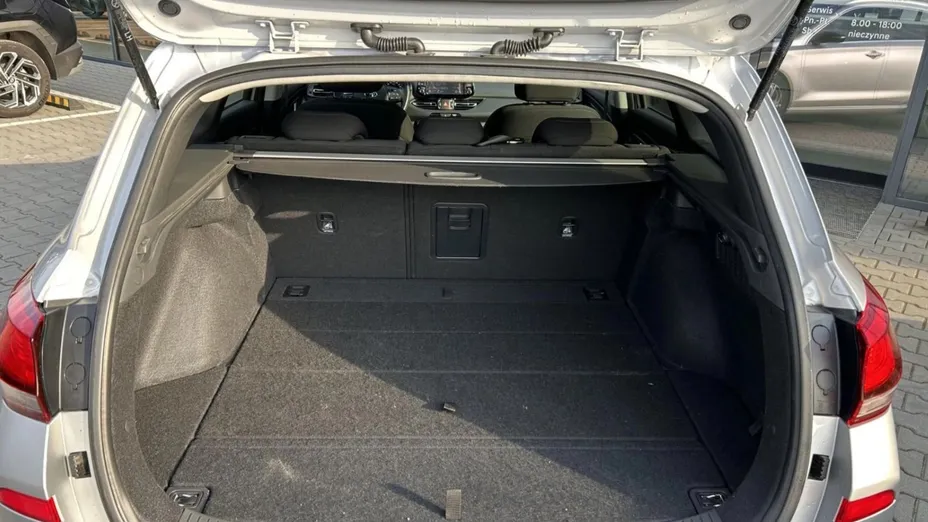 HYUNDAI i30 i30 1.0 T-GDI Smart