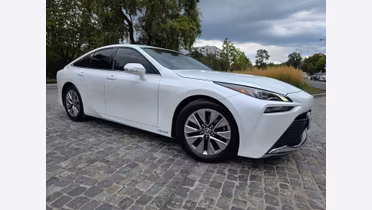 TOYOTA Mirai