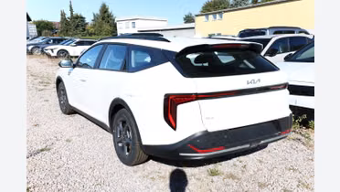 KIA K4