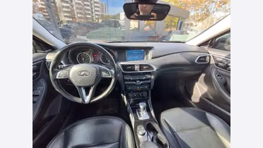 INFINITI QX30