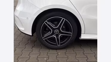 MERCEDES-BENZ A Klasa