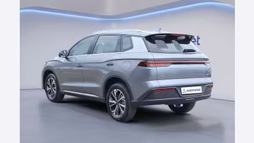 BYD Sealion 5