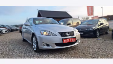 LEXUS IS