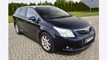 TOYOTA Avensis