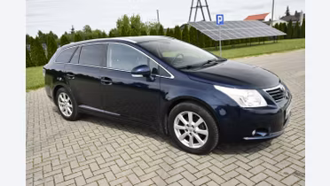 TOYOTA Avensis