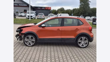 VOLKSWAGEN Polo