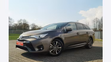 TOYOTA Avensis