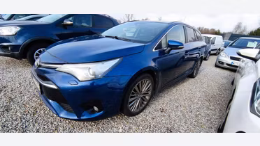 TOYOTA Avensis