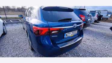 TOYOTA Avensis