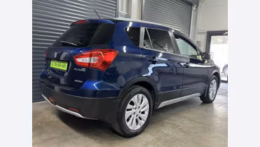 SUZUKI S-Cross