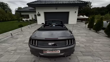 FORD Mustang