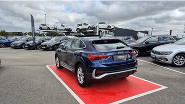 AUDI Q3 Sportback