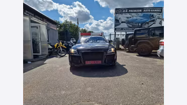 AUDI TT
