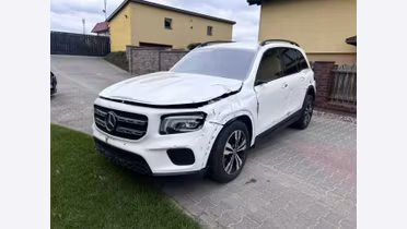MERCEDES-BENZ GLB