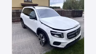 MERCEDES-BENZ GLB