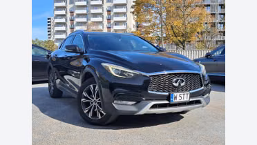 INFINITI QX30