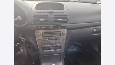 TOYOTA Avensis