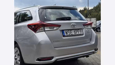 TOYOTA Auris