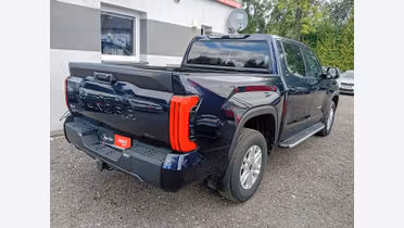 TOYOTA Tundra