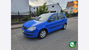VOLKSWAGEN Polo